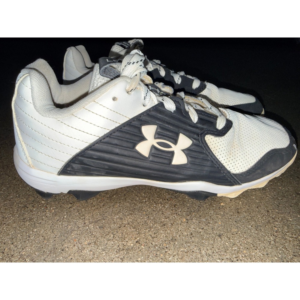 Under Armour Leadoff Low RM Youth Baseball Cleats Black White 3023449-100 5.5Y